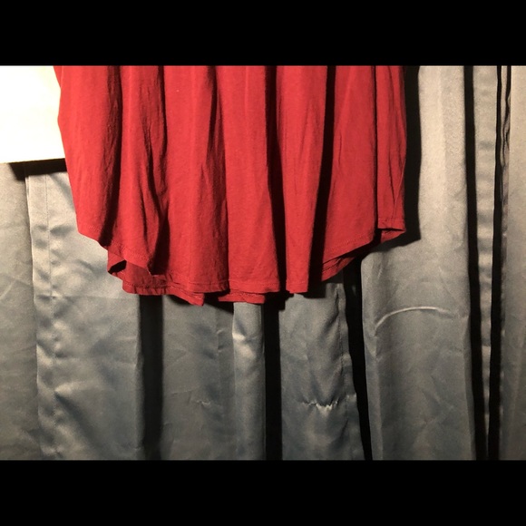 Beautiful Maroon color t-shirt, soft, cozy, comfortable. (Inventory: Tub #1) - Picture 8 of 8